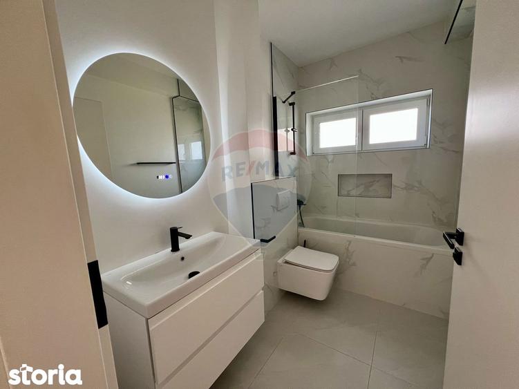 Apartament cu 2 camere decomandat în Cristian