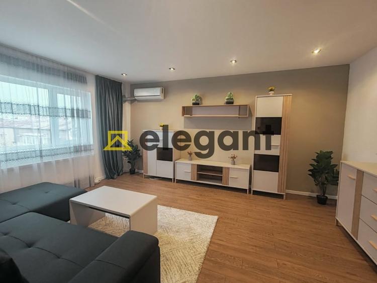 Apartament cu 3 camere decomandat, mobilat în Craiovița Nouă