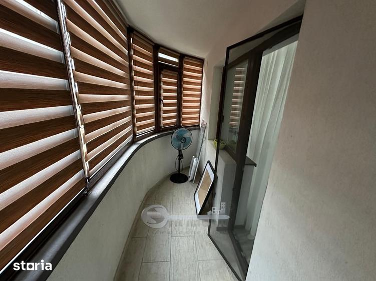 Apartament cu 2 camere decomandat în Nicolina