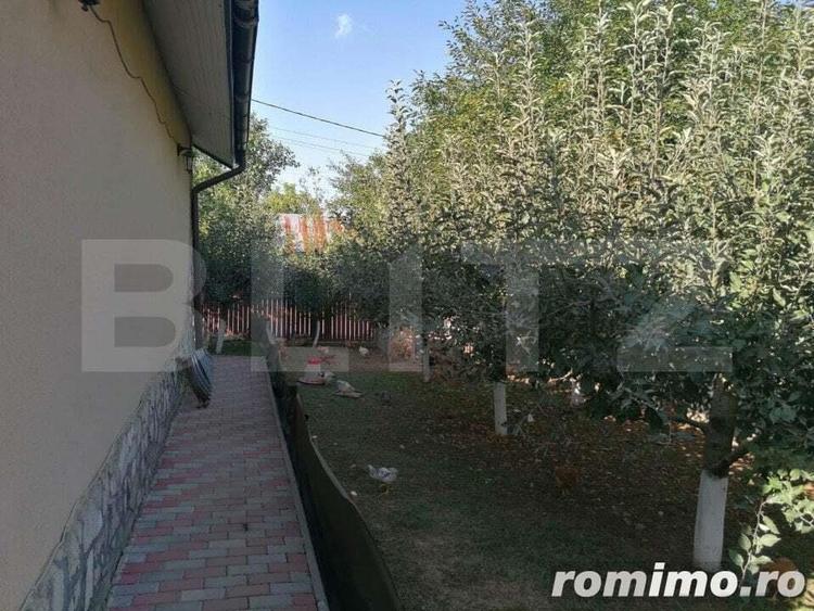 Casă cu 8 camere cu Teren 550 Mp în Bârnova