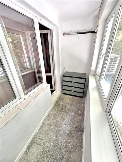Apartament cu 3 camere decomandat, mobilat în Brâncoveanu