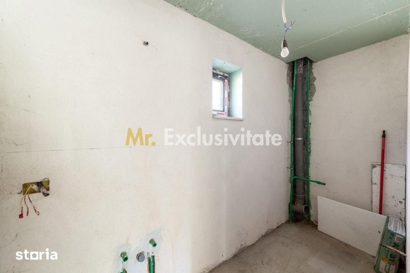 Casă cu 4 camere cu Teren 1012 Mp în Merișani