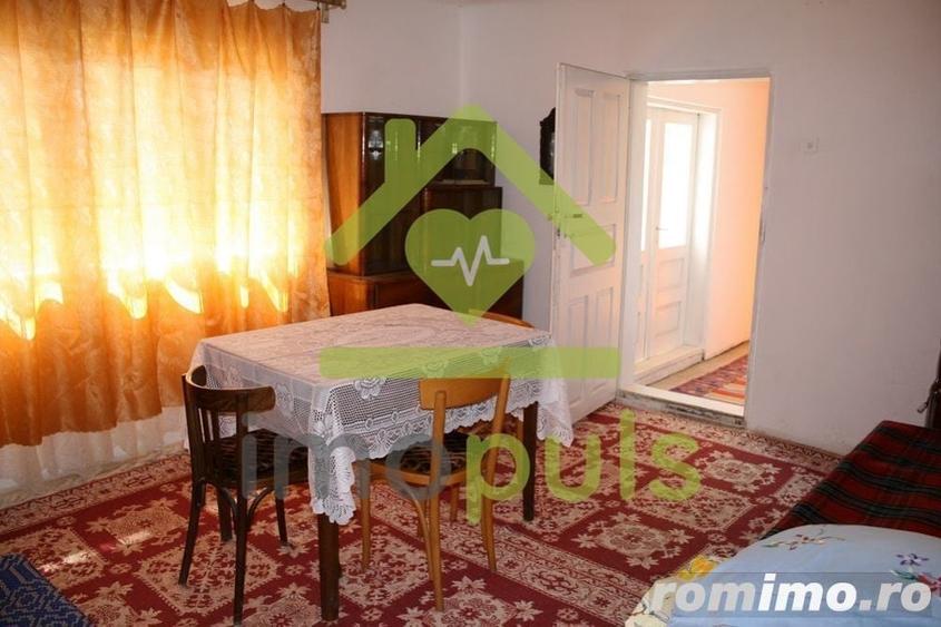 Casă cu 4 camere cu Teren 1100 Mp în Godeanu