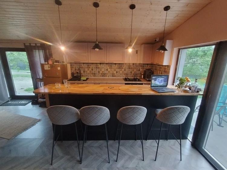 Casă cu 3 camere în Drăganu