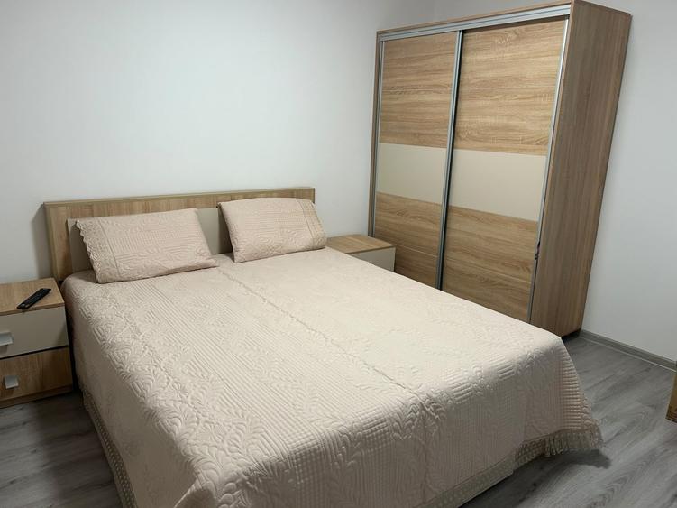 Apartament cu 2 camere decomandat, mobilat în Giurgiului