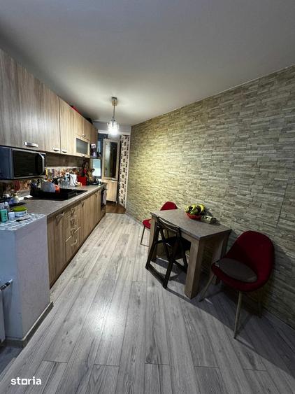 Apartament cu 2 camere decomandat în Dumbrava 2