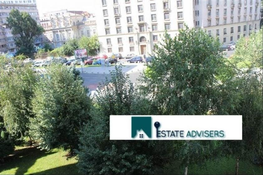 Apartament cu 2 camere semidecomandat, mobilat în Romană