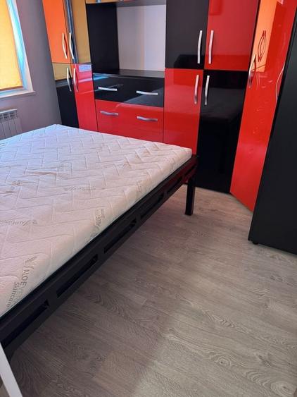 Apartament cu 2 camere decomandat în Precista