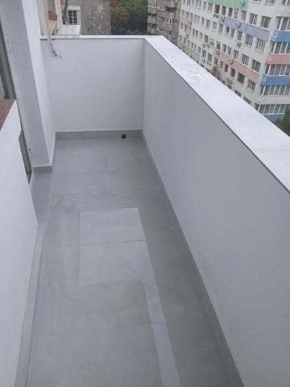 Apartament cu 3 camere decomandat, mobilat în Tineretului