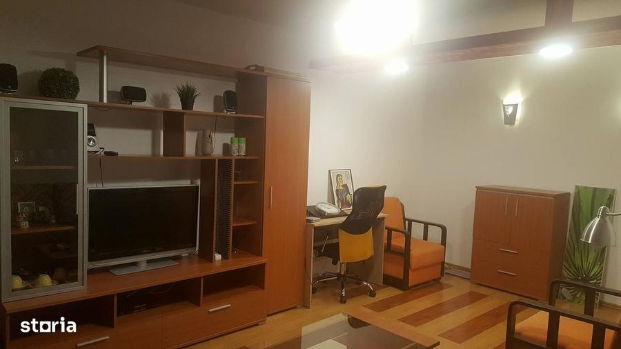 Garsonieră în Tei