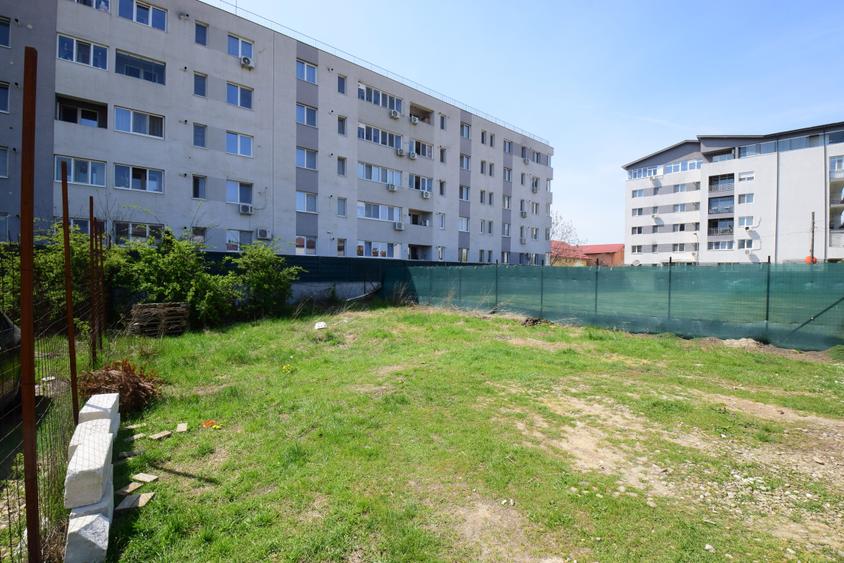 Teren Construcții intravilan de 240 mp, în Theodor Pallady