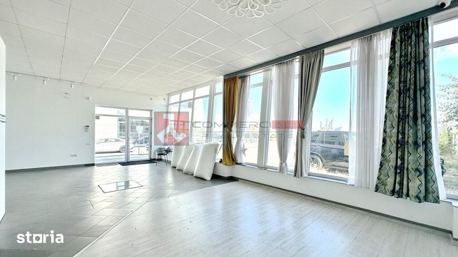 Spațiu comercial, de 600 mp, în Est
