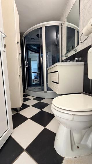 Apartament cu 2 camere decomandat în Berceni