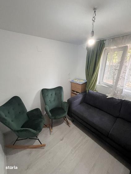 Casă cu 3 camere în Sărățeni