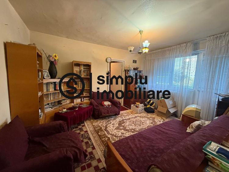 Apartament cu 2 camere semidecomandat, mobilat în Craiovița Nouă