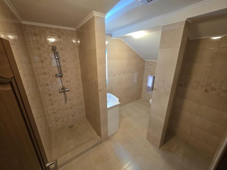 Casă individuală cu 4 camere cu Teren 456 Mp în Păulești
