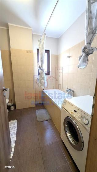 Apartament cu 3 camere în Valea Adâncă