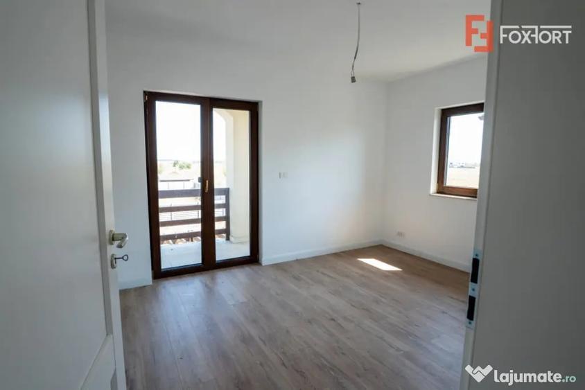 Casă cu 4 camere cu Teren 633 Mp în Moșnița Nouă