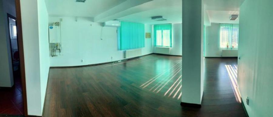 Spațiu comercial, de 430 mp, în Popești-Leordeni