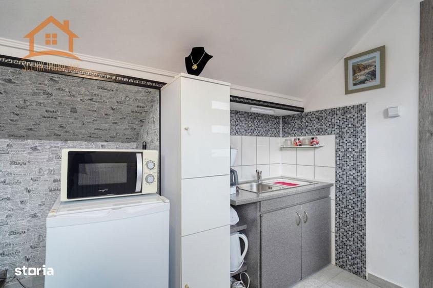 Casă cu 5 camere cu Canalizare în Central
