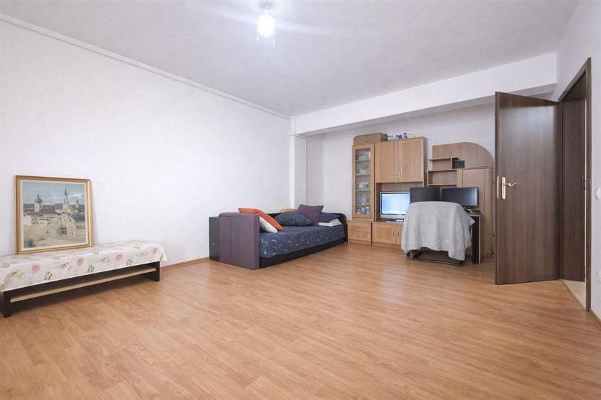 Apartament cu 2 camere decomandat, mobilat în Bună Ziua