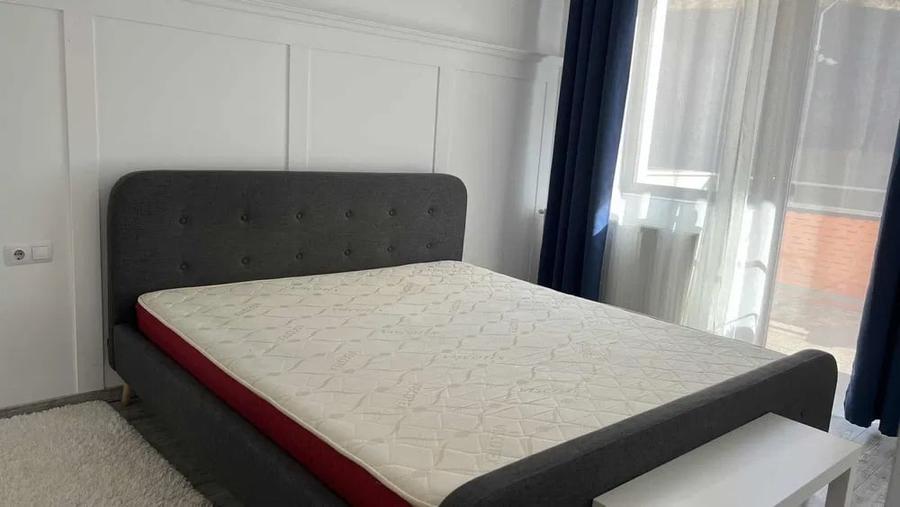 Apartament cu 2 camere semidecomandat, mobilat în Florești — fotografia 3