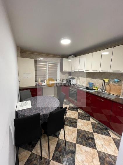 Apartament cu 2 camere decomandat în Politehnica