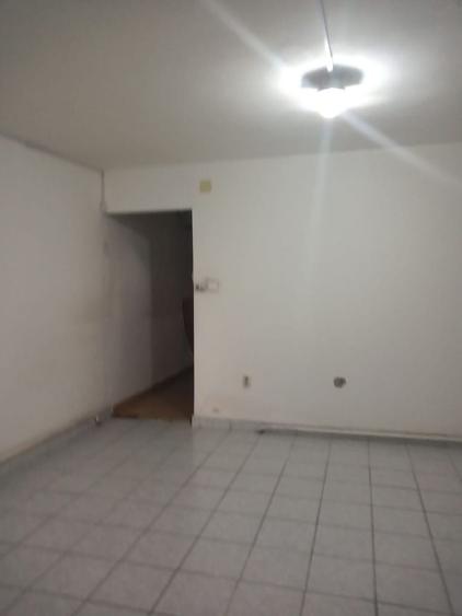 Spațiu comercial, de 50 mp, în Central