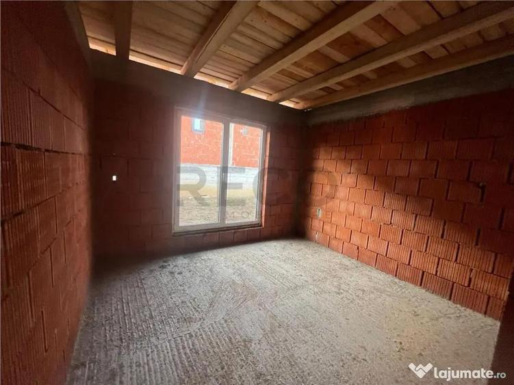 RECO Casa plan parter cu 3 dormitoare-la rosu- Paleu - 11