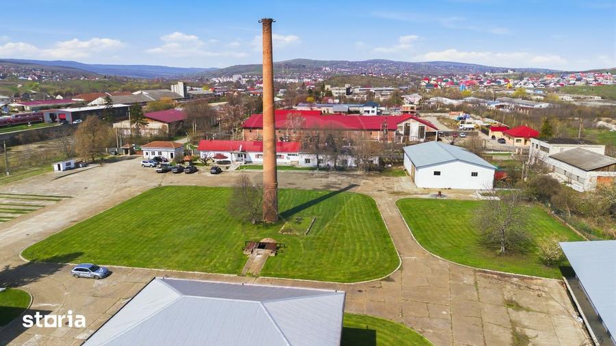 Spațiu comercial, de 11,500 mp, în Central