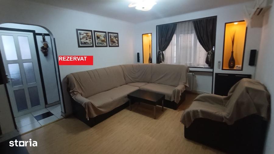 Apartament cu 2 camere semidecomandat în Sud