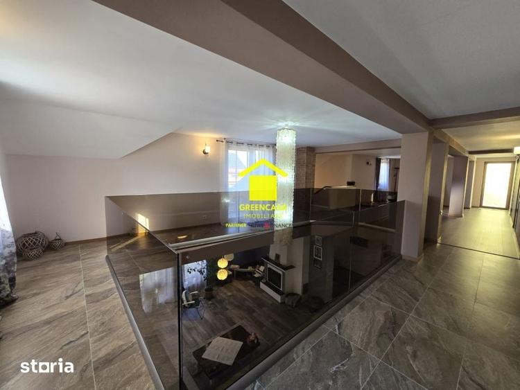 Casă cu 7 camere cu Teren 750 Mp în Borhanci