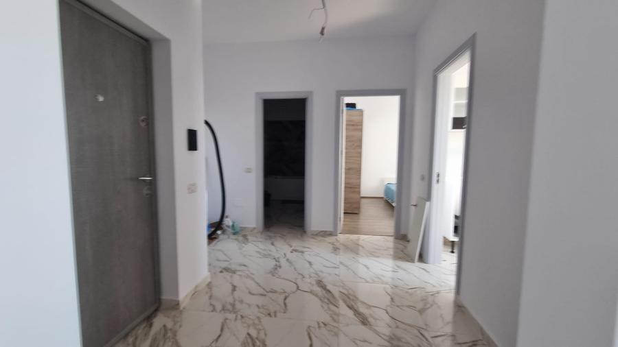 Apartament cu 2 camere decomandat în Colentina