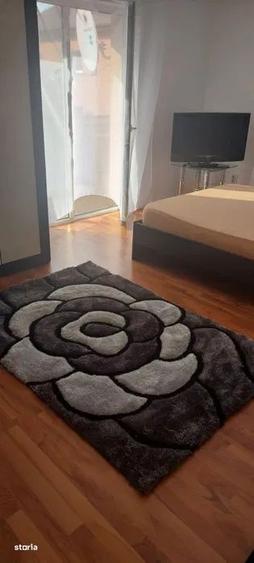 Apartament cu 3 camere decomandat, mobilat în Bună Ziua