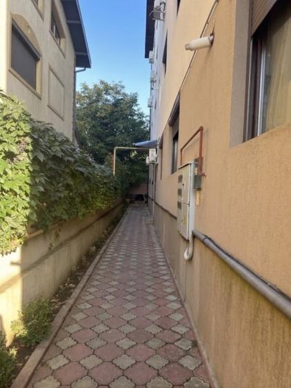 Apartament cu 2 camere semidecomandat, mobilat în Bucureștii Noi