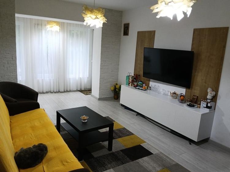 Vand apartament 3 camere, decomandat - 5