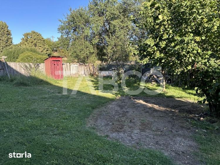 Casă cu 2 camere cu Teren 2340 Mp în Părău