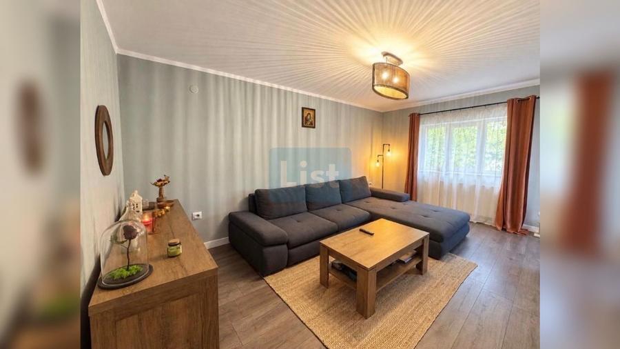 Apartament cu 2 camere decomandat în Zorilor