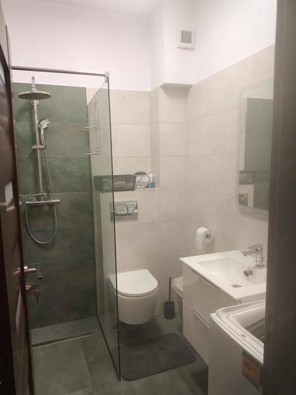 Garsonieră decomandată în Central
