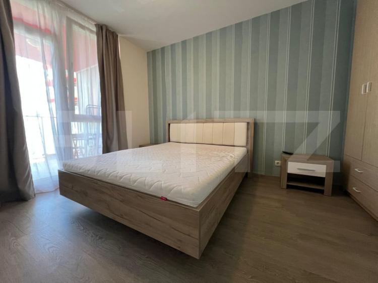 Apartament cu 2 camere de inchiriat Zona Centrala, bl - 6
