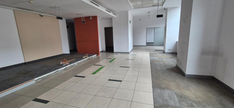 Spațiu comercial, de 250 mp, în Centrul Istoric