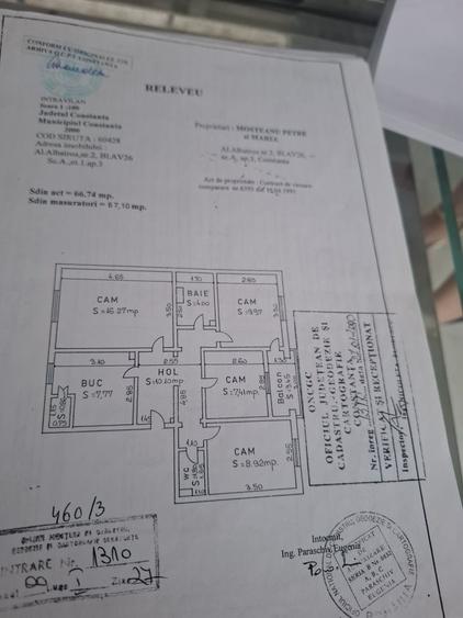 Apartament cu 4 camere decomandat în CET