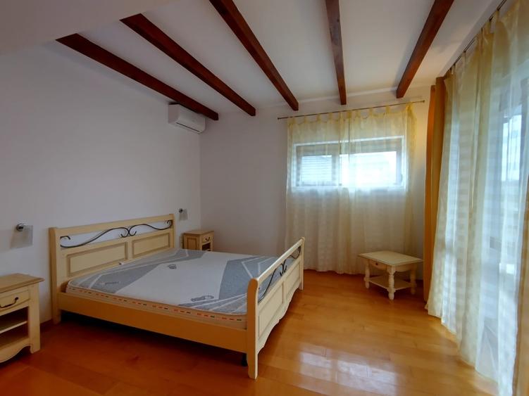 Casă individuală cu 5 camere cu Garaj în Siliștea Snagovului