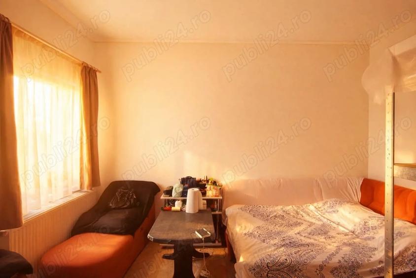 Apartament cu 3 camere semidecomandat în Traian