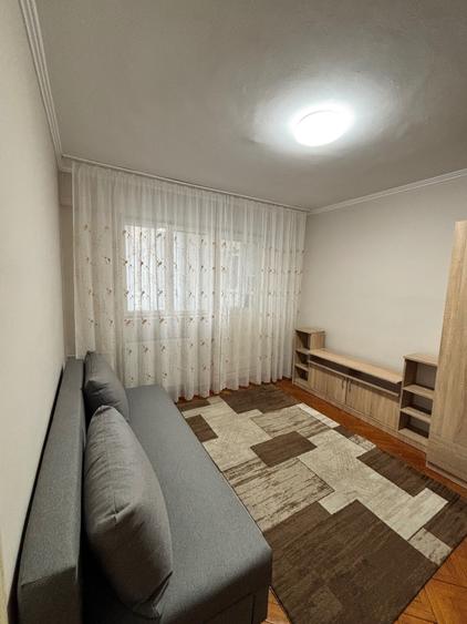 Apartament cu 2 camere decomandat în Nufărul