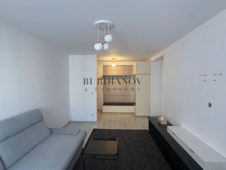 Apartament cu 3 camere în Theodor Pallady
