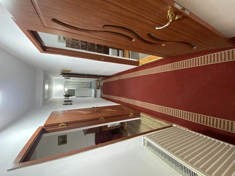 Casă cu 5 camere cu Teren 1000 Mp în Topoliceni