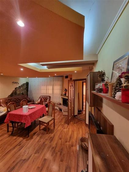 Casă cu 4 camere cu Teren 800 Mp în Valea Adâncă