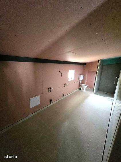 Spațiu comercial, de 1,720 mp, în Nord