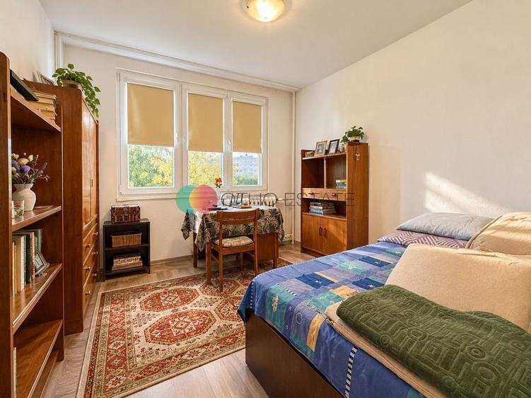 Apartament cu 3 camere, mobilat în Drumul Taberei
